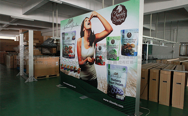美國(guó)展會(huì)雙面卡布燈箱解決方案